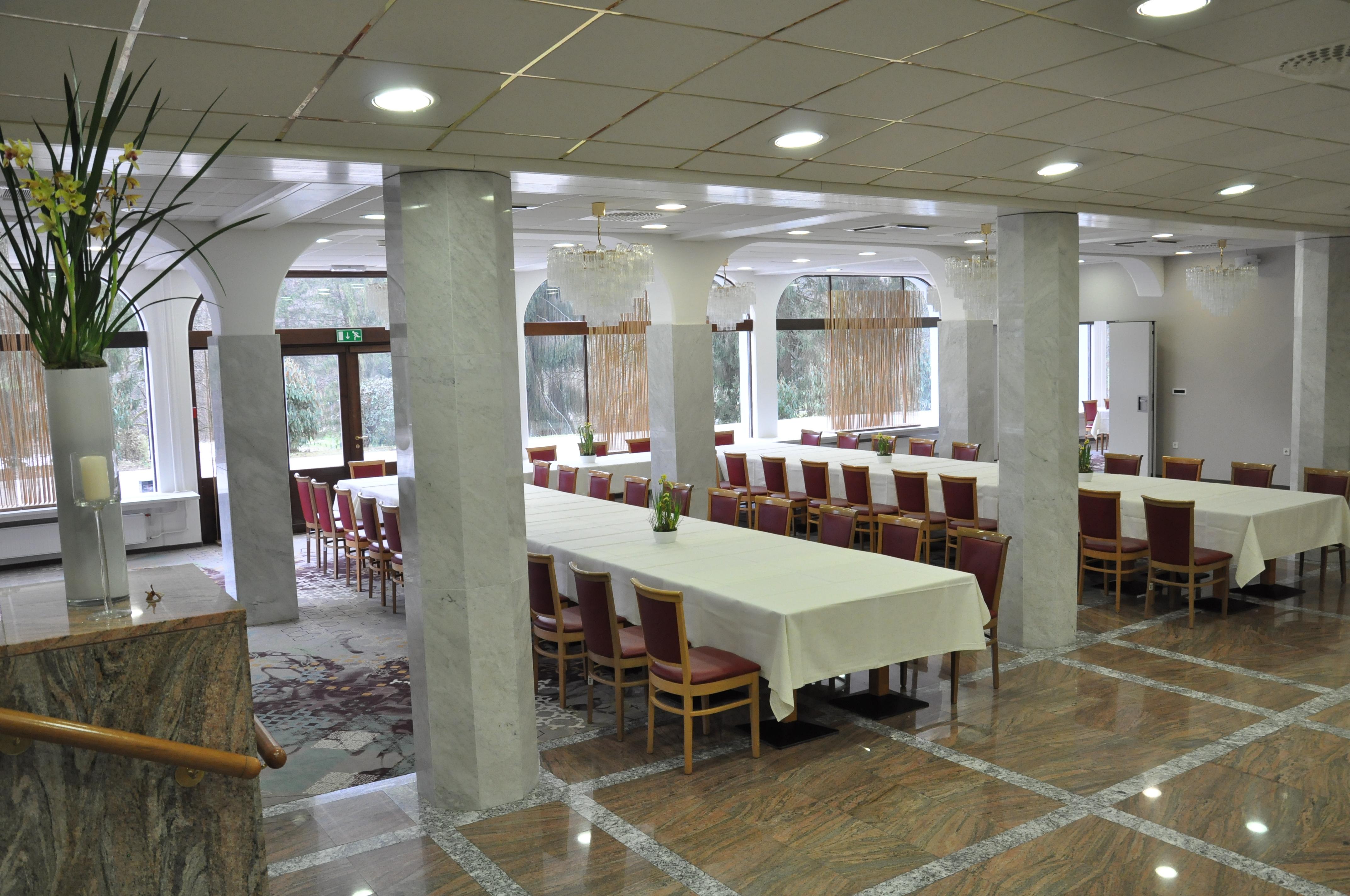 Hotel Smarjeta - Terme Krka Smarjeske Toplice Buitenkant foto
