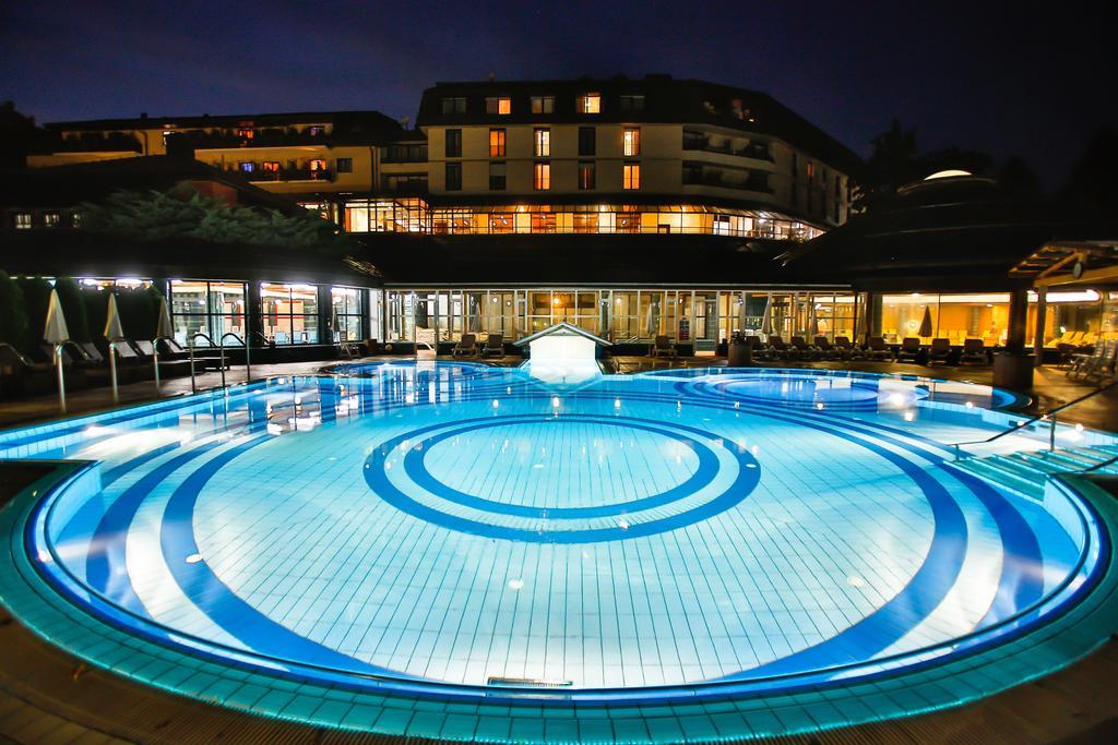 Hotel Smarjeta - Terme Krka Smarjeske Toplice Buitenkant foto