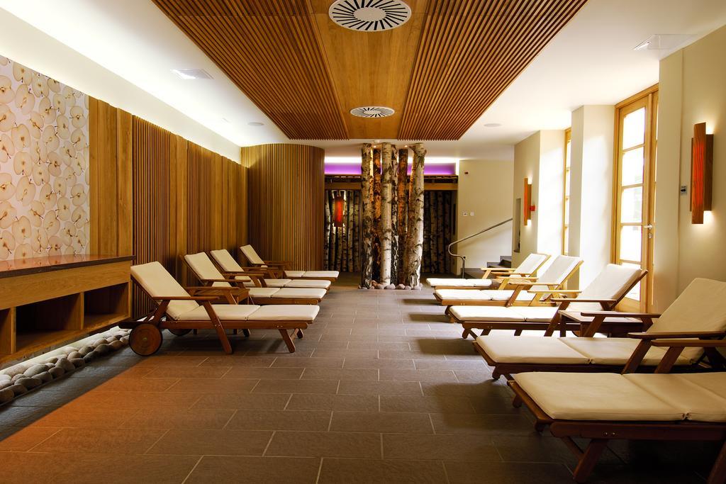 Hotel Smarjeta - Terme Krka Smarjeske Toplice Buitenkant foto