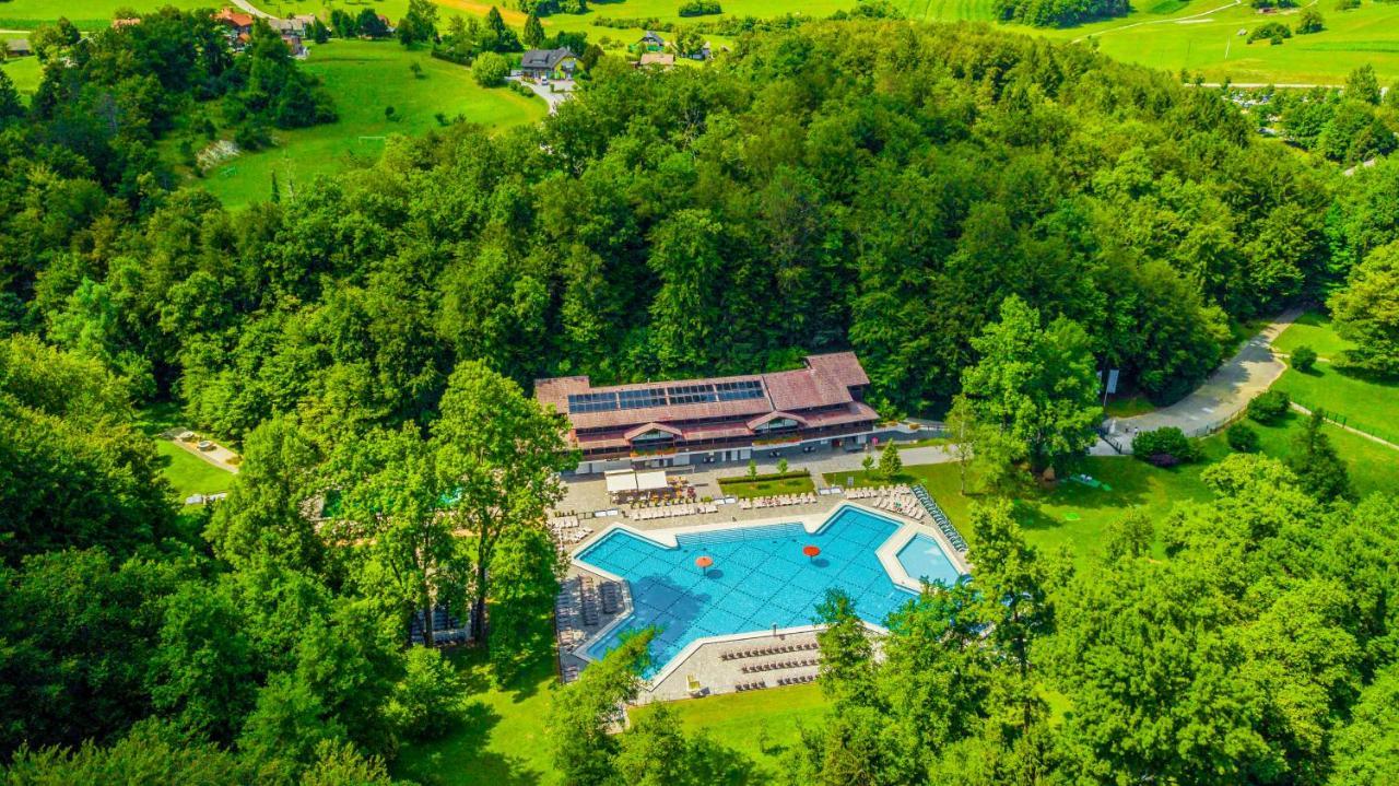 Hotel Smarjeta - Terme Krka Smarjeske Toplice Buitenkant foto